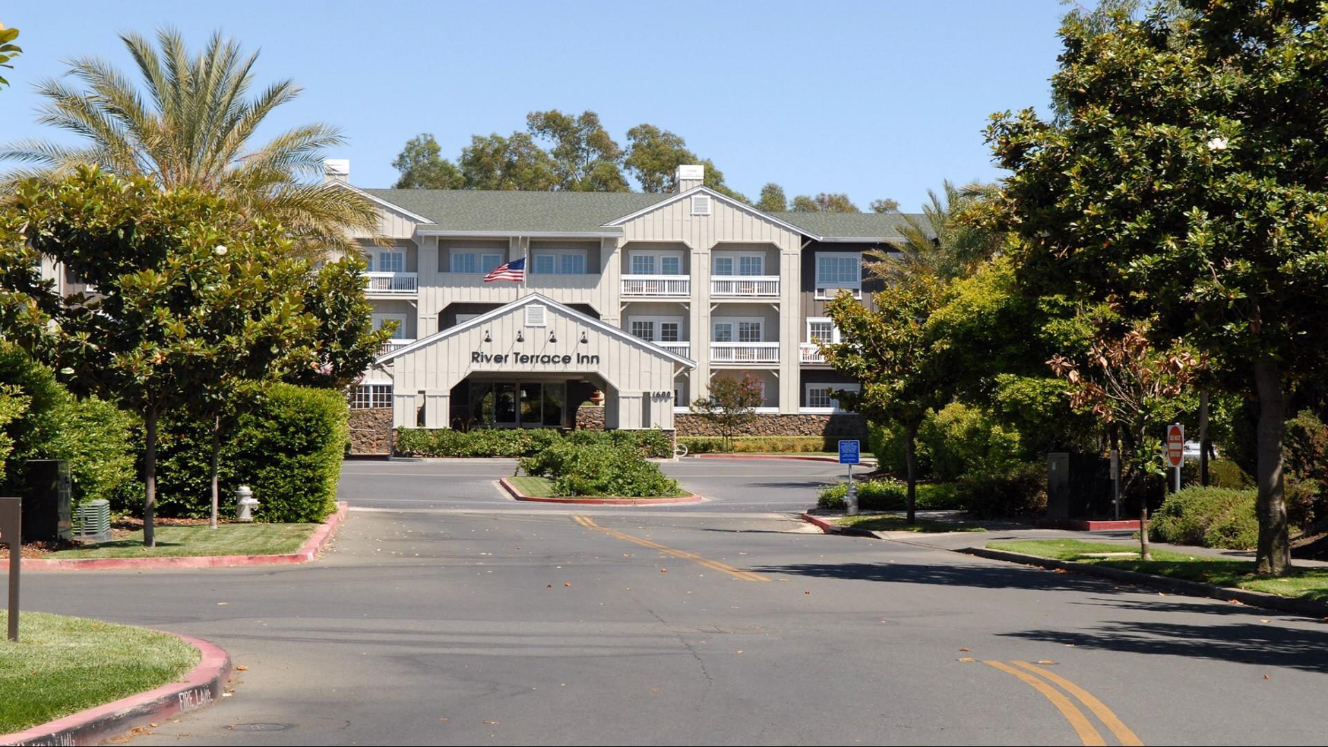Cvent Luxury River Terrace Inn